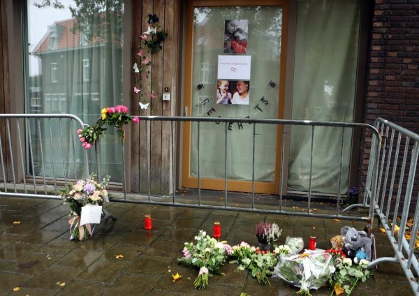 Bloemen voor Sanne en Hebe 8