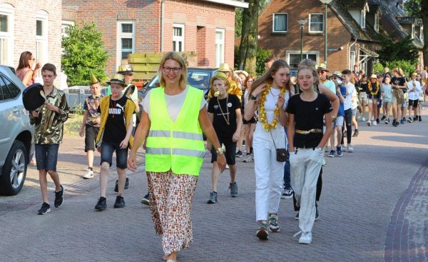 Herrieoptocht 14