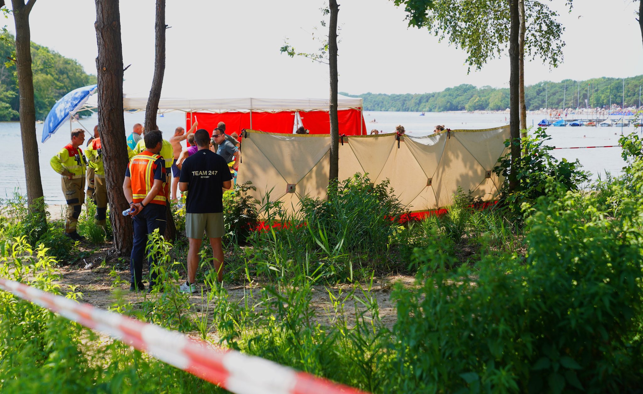 PERSOON te water ijzeren man 27jun26 BM 8