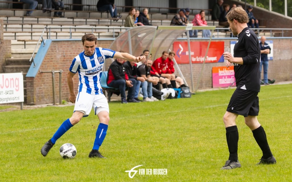 VV HELVOIRT KAMPIOEN 16mei26 Gerben vd Br (9)
