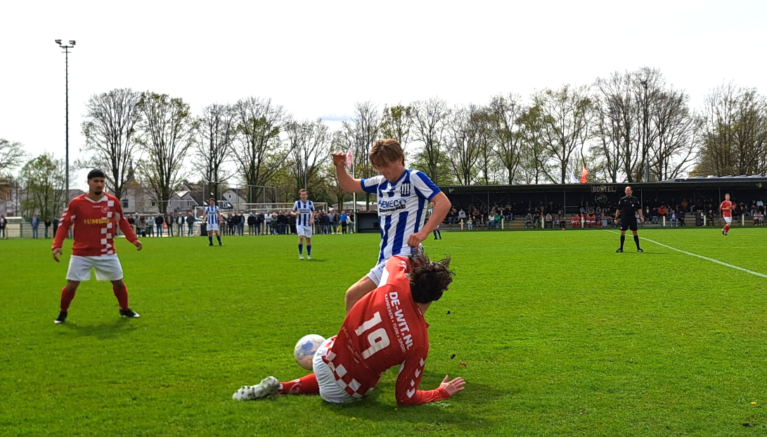 Helvoirt wint de topper tegen Boxtel: 1-3