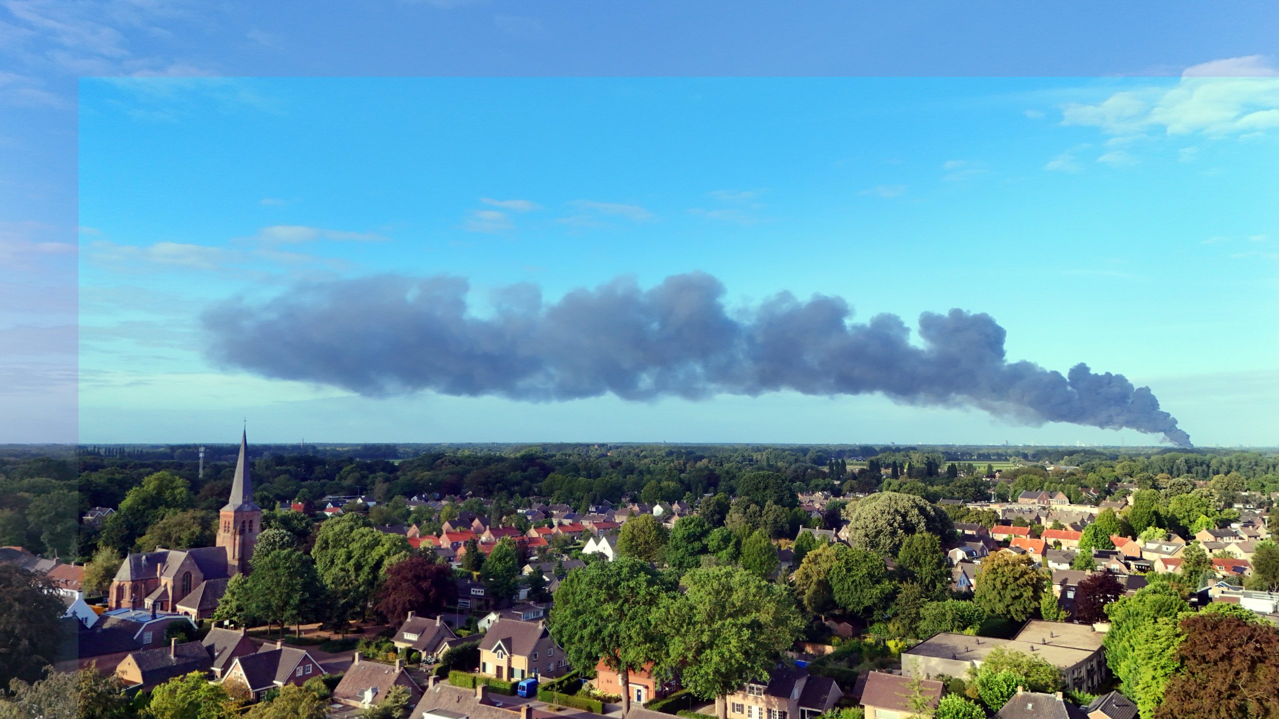 Zeer grote brand in Udenhout