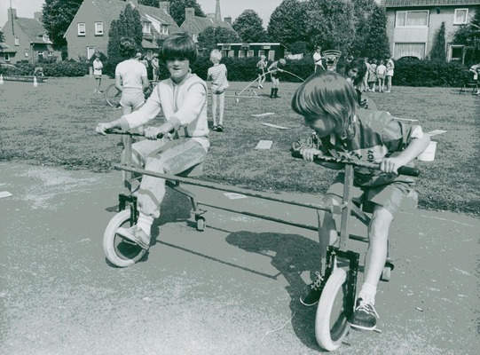 Zeskamp tijdens kindervakantieweek 1986