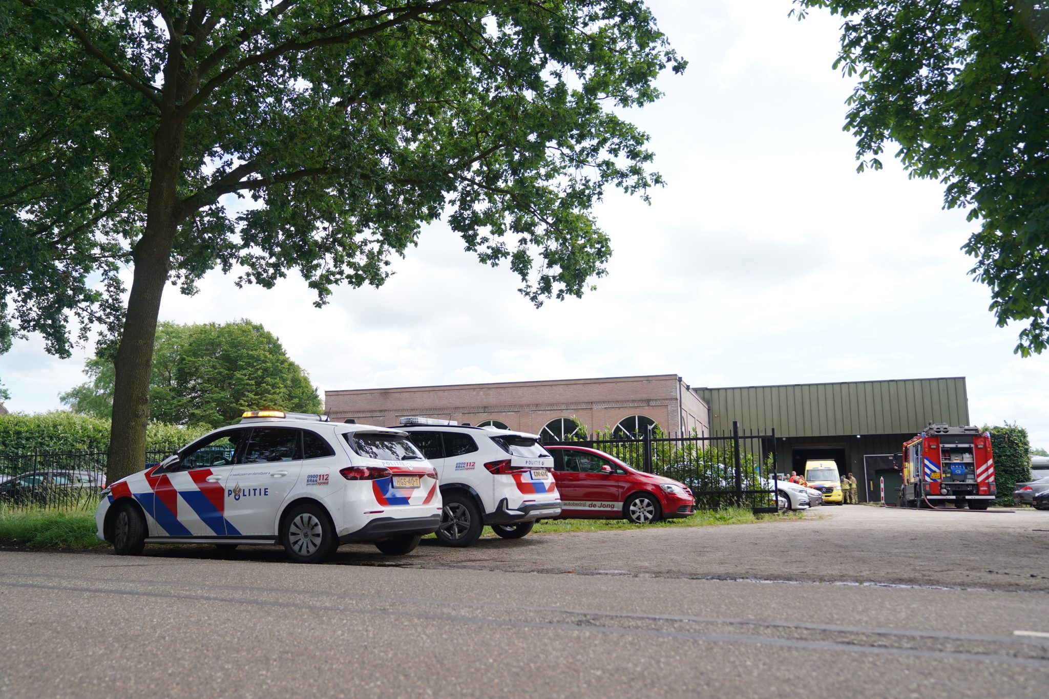 Zwaar gewonde bij explosie Helvoirt BartM 3jun26 (2)