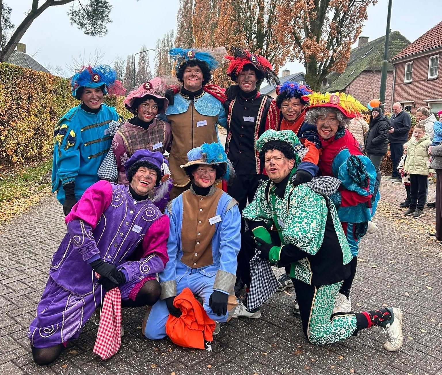 Comité Helvoirt zoekt Hulppieten!